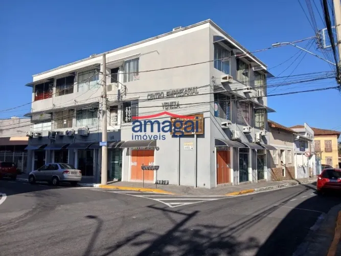 Sala Comercial em Jacareí - Centro para alugar