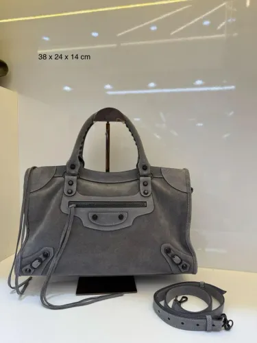 Balenciaga city cinza suede