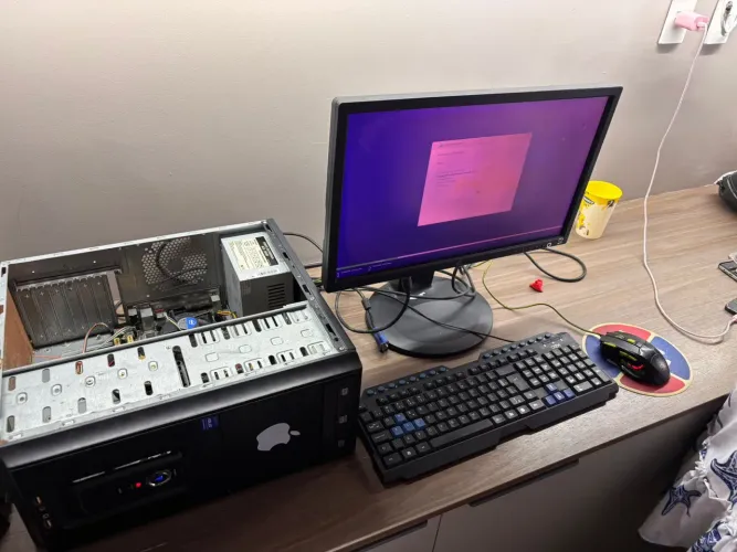 Computador windows 10, intel i5, 4g ram, asus.