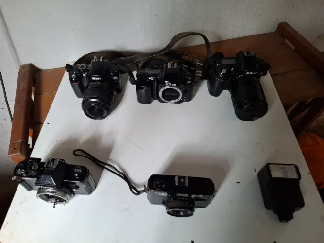 Máquinas fotográficas profissionais antigas