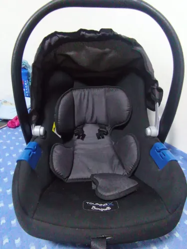 Bebê conforto Burigoto