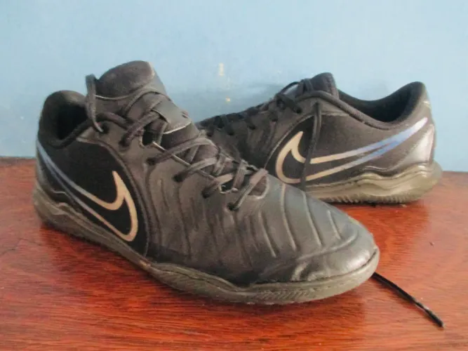 Chuteira Nike tiempo Legend 10. ?40