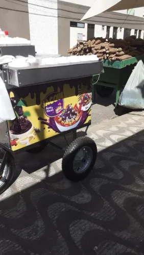 Vende se carrinho de açaí