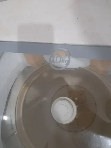 Máquina precisa trocar placa, ler anúncio por favor. 