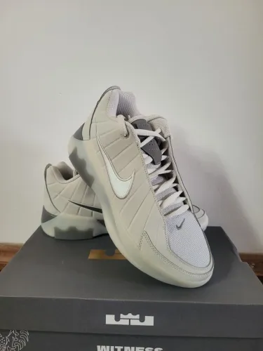 Tênis Nike LeBron Witness IX (NOVO)
