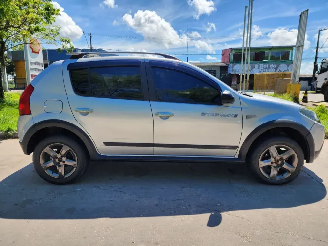 Renault Sandero Stepway Hi-flex 1.6 16V 5P 2011