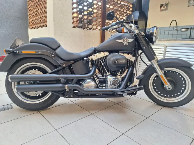 HARLEY DAVIDSON FAT BOY SPECIAL TROCO FINANCIO ACEITO CARRO OU MOTO MAIOR OU MENOR VALOR 