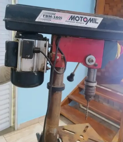 Furadeira de bancada motomil FBM 160I