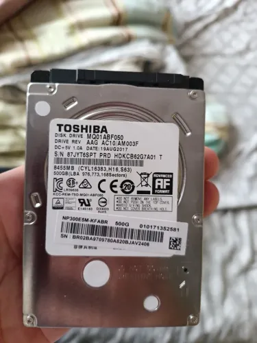 HD Toshiba 500G+Fone TGT B-53 + Mouse X7+ suporte de refrigeração Por 110 aceito negocia