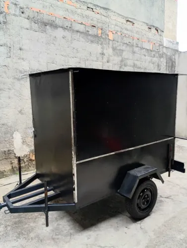 Vendo trailer novíssimo pronto para trabalhar