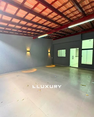 Casa 3 Quartos com Pé-Direito Alto no Residencial Paraíso I