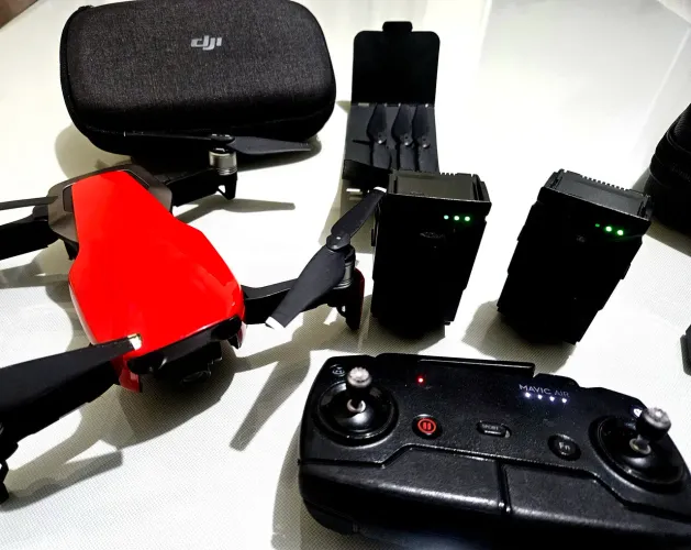 Drone dji Mavic Air com duas baterias