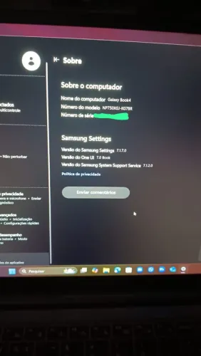 Vendo GALAXY BOOK 4 SAMSUNG! APENAS 2 MESES DE USO! USADO PRA ESTUDO! PRATICAMENTE NOVO!