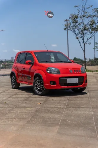 Fiat Uno Sporting 1.4 EVO Fire Flex 8V 4P 2012