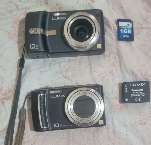 2 cameras lumix Panasonic
