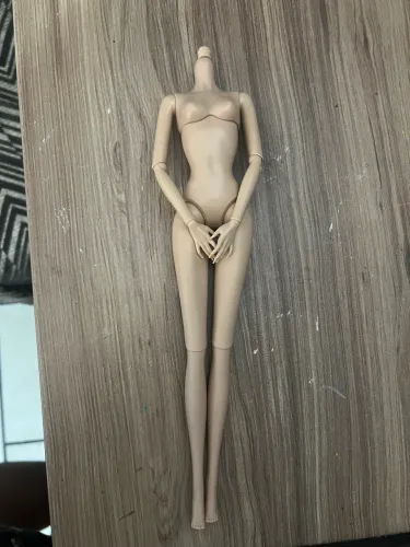 Corpo boneca super model europeia 