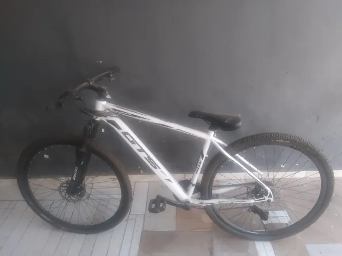 Bicicleta com 1 mês de uso