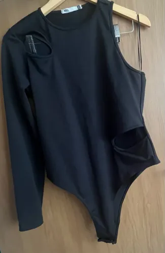 body preto