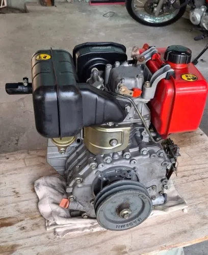 Motor estacionário a Diesel 7HP
