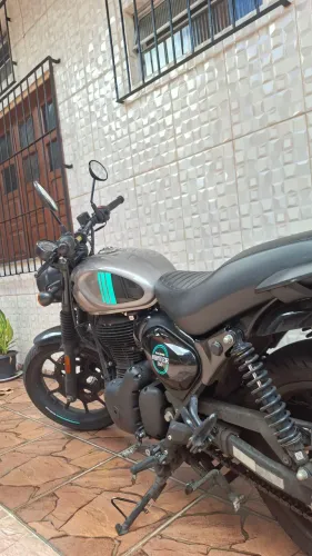 HUNTER 350 2025