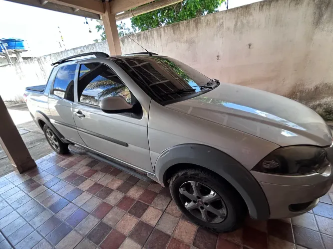 Fiat Strada Trekking 1.6 16V Flex CD 2016