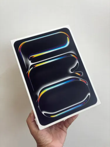 iPad Pro 512gb / 8gb RAM Wi-Fi + Cellular 5G Preto Espacial Apple M4 11 Polegadas Lacrado