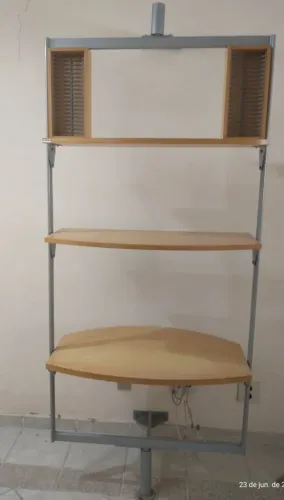 Estante giratória