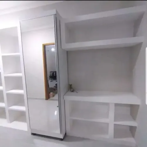 Closet / guarda-roupas de gesso