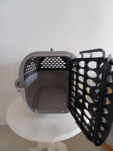 Caixa transportadora para pet