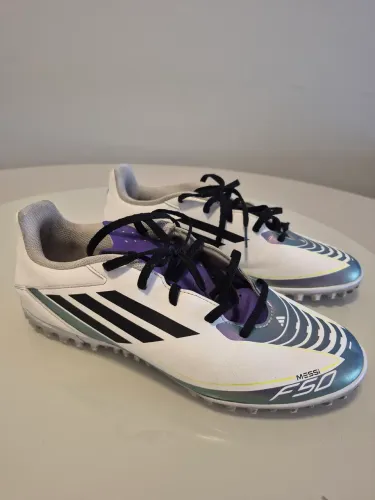RARIDADE! CHUTEIRA SOCIETY F50 MESSI