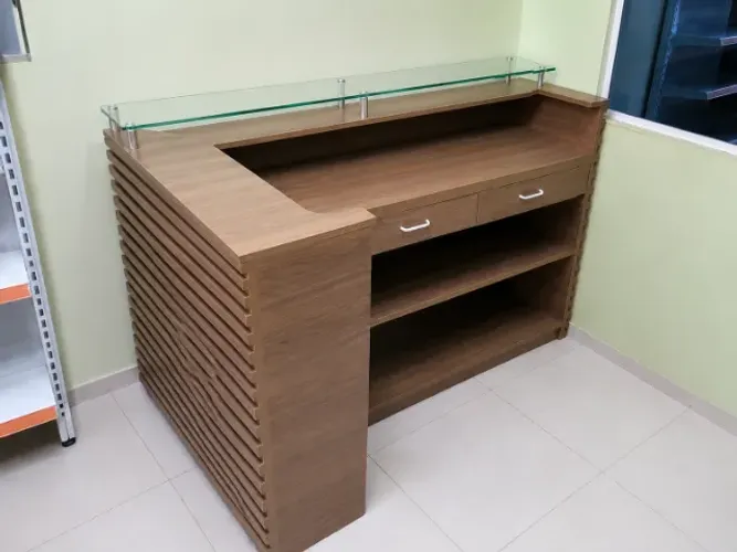 BALCAO MADEIRA MDF - OTIMO ESTADO!