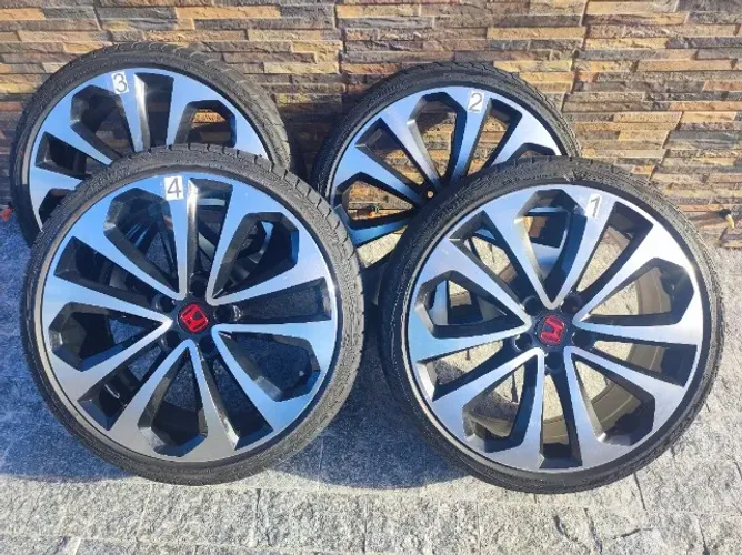 Rodas Aro 20 5 Furos + Pneus 225/35 R20