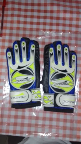 Luvas de goleiro infanto juvenil seminovas