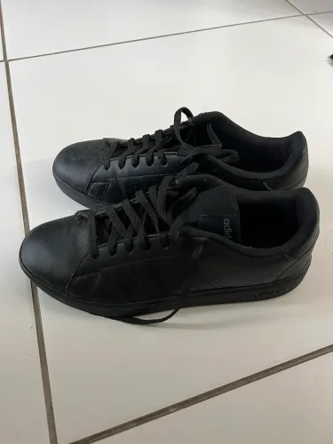 Tenis adidas novo n42
