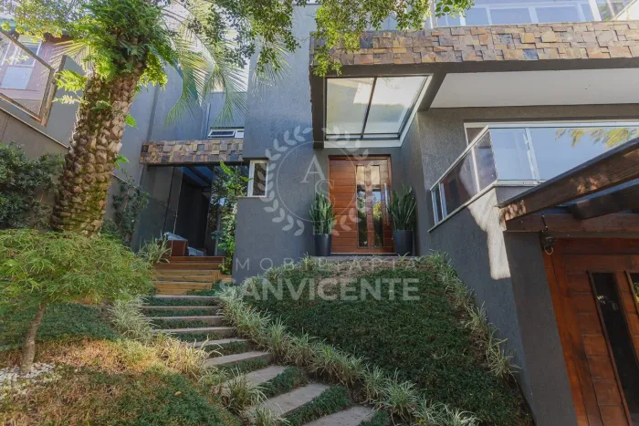 Casa de 364m² no Bairro Vila Assunção