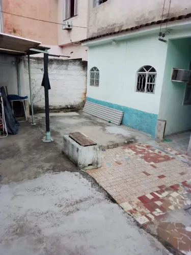 Vendo casa no bairro deTuriaçu quintal independente.