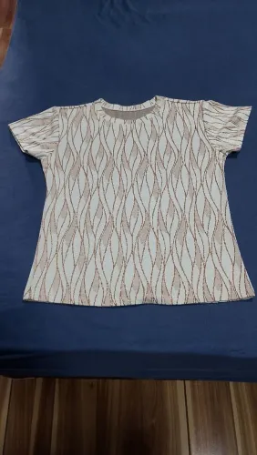 Blusa baby look