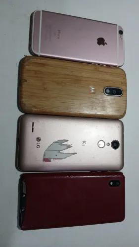 Lote de 4 Celulares p/ Retirada de Peças ou Conserto (iPhone, Motorola, LG, Samsung)