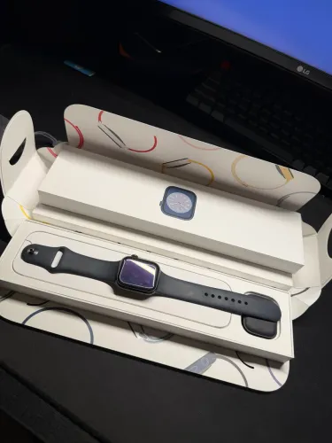 Apple Watch Series 8 41mm Midnight Aluminium