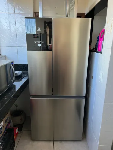 Geladeira Eletrolux 590L