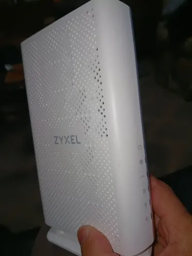 Roteador/Repetidor Meus Zyxel AX 3000.