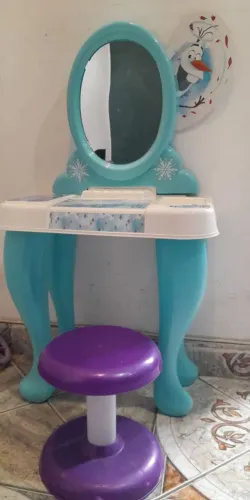 Penteadeira infantil da Frozen 