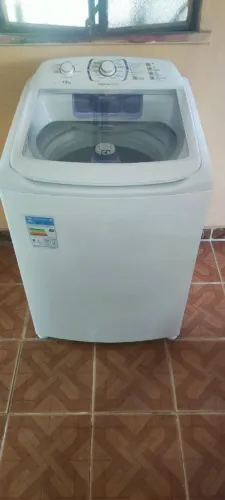 Vende-se máquina de lavar roupa