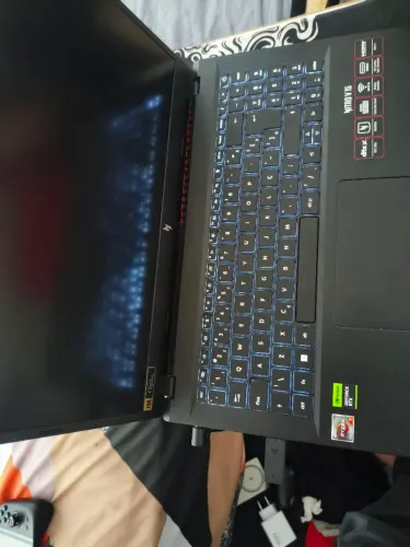 Acer nitro v15 rtx 4050 Ryzen 7 7735HS 16 GB ram 2 SSD 1T/512gb faço troca em iPhone