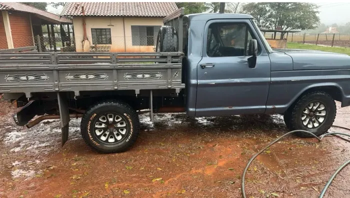 Ford F-1000 S. S. Diesel / S.s. Diesel Turbo 1992