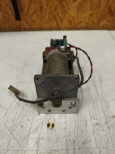Motor DC 24V Com Redução YDK YA-010