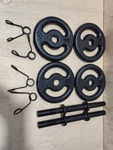 Halteres de 8kg cada barras maciças ferro. $350