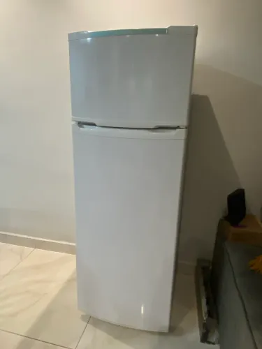 Geladeira Consul Duplex 334L (127V)