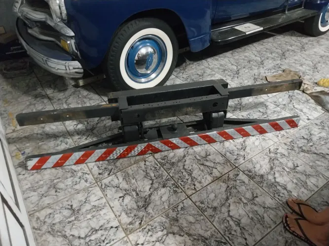 Vendo Parachoque pra caminhão 3/4