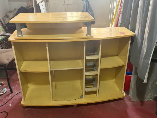 Rack para sala retrô